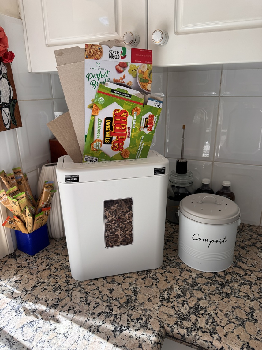 INFOSTOP HYBRID IS6X Paper & Cardboard Shredder - Image 12